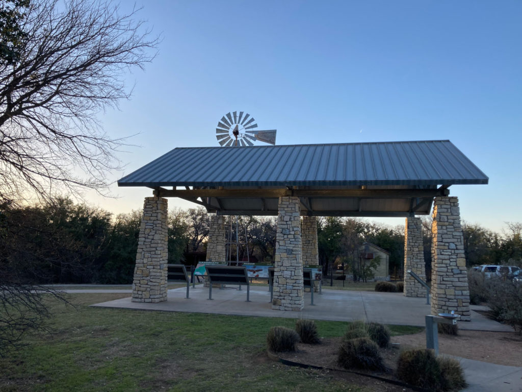 Eagle Mountain Park – Eagle Mountain Lake